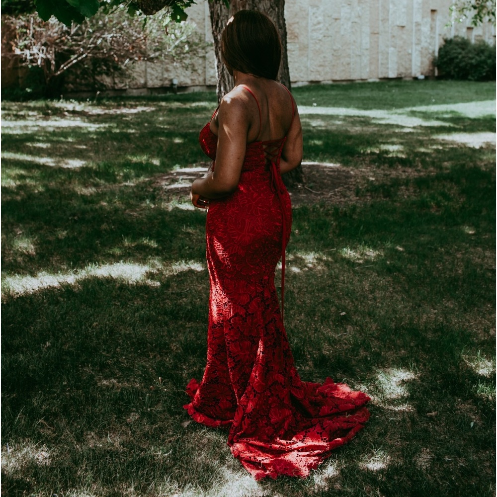 Grad or prom dress - Picture 1 of 2